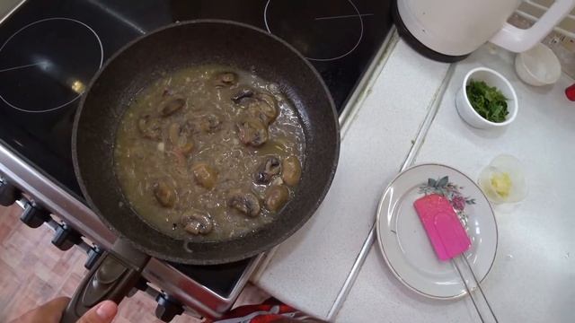 Курица с грибами. #stayhome #еда #курица смотреть онлайн