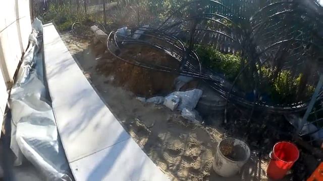 Строим для себя из газобетона! DRUM and BASS- Музыка бетономешалки! смотреть онлайн