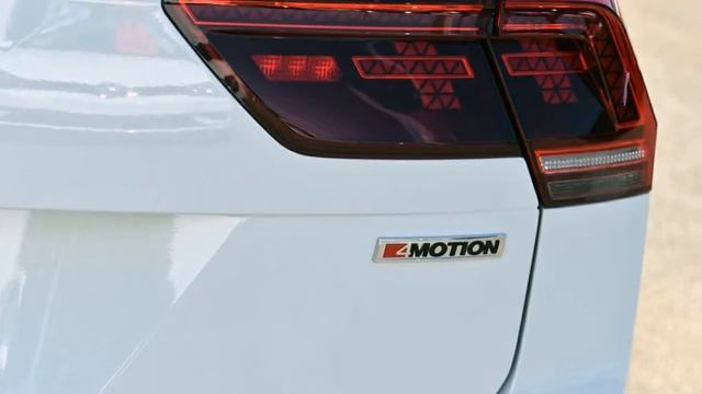 2018 Volkswagen Tiguan 5N MY19 162TSI DSG 4MOTION Highline Pure White 7 Speed смотреть онлайн