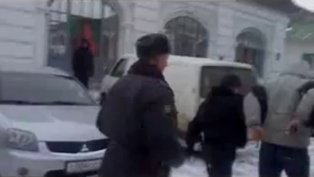 Полиция на митинге КПРФ в Костроме (3). смотреть онлайн