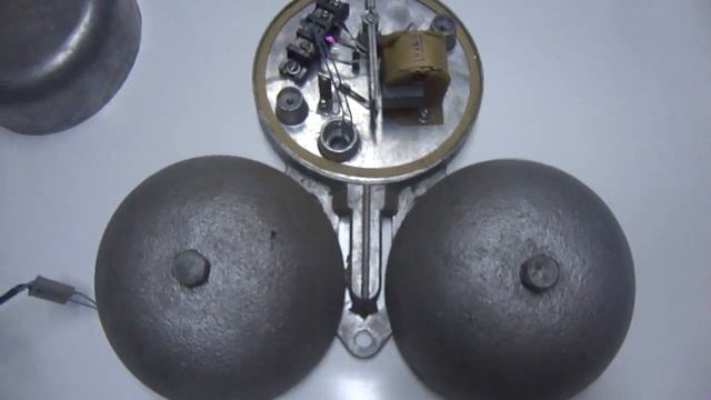 Школьный .звонок МЗ-2 из СССР.обзор, что скрывается внутри. смотреть онлайн