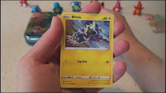 Discount Pokemon cards from Aldi! Pokemon Tin: Darkness Ablaze & Vivid Voltage. Pokemon Card Openin смотреть онлайн