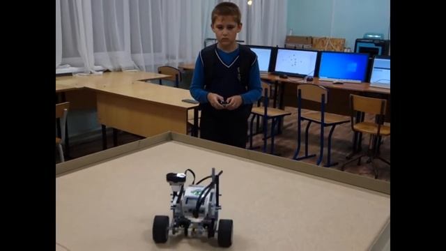 Lego EV3 тележка с малыми моторами. МБОУ 