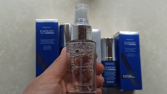 Увлажняющая спрей-сыворотка для лица Expert Skin Activator смотреть онлайн