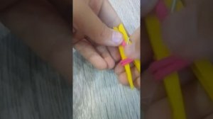 Как сделать из прищепки стреляющий пистолет (без клея )