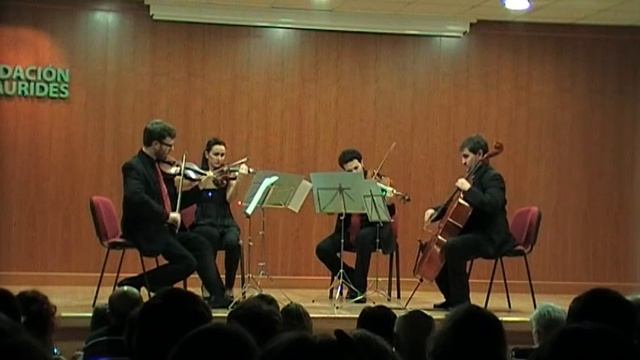 Cuarteto Lucentum - Gardel, Carlos - Por una cabeza (tango) смотреть онлайн