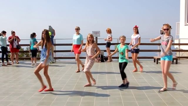 Театр моды "Тандем" г. Кабардинка 2015 (Fashion Theater "Tandem") смотреть онлайн