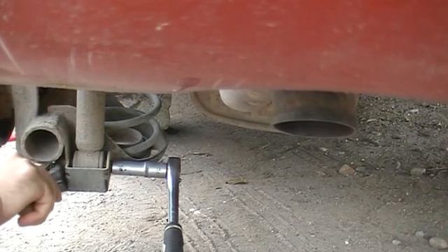 Chevrolet Aveo lenges csillapito csere / Schimbare telescop la Chevrolet Aveo /Shock absorber chang смотреть онлайн