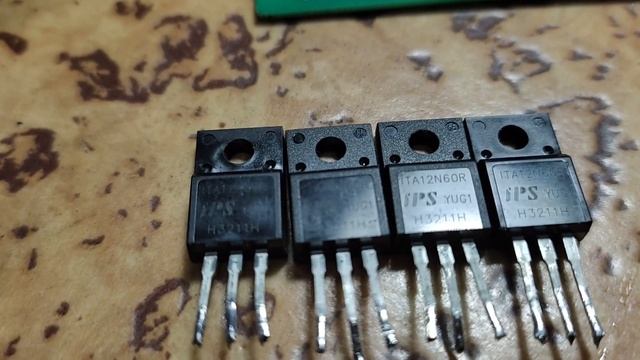 Инвертор 12DC/220AC  -  ремонт