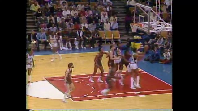George Gervin 50 points vs Bucks 1982 смотреть онлайн