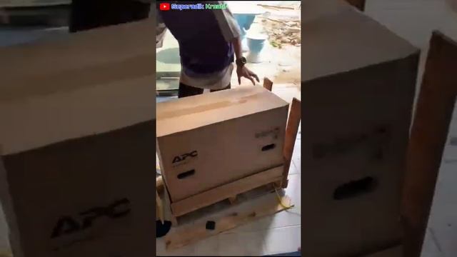 Unboxing APC Smart UPS || APC Smart UPS C 3000VA LCD 230V || UPS APC Smart || UPS 3000 VA смотреть онлайн