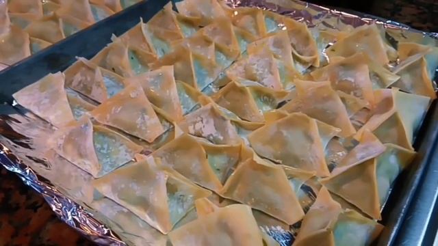 ME & MY KITCHEN Ep. 56 ( Homemade Pork & Shrimp Wonton ) смотреть онлайн