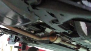 Закрывание заглушек на обработанные скрытые полости днища автомобиля