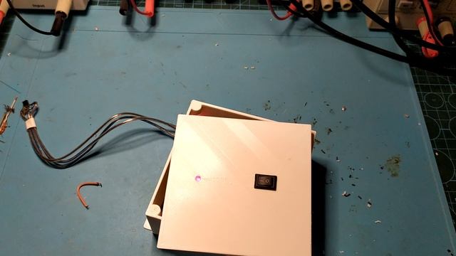 Ардуино сигнализация SIM800l смотреть онлайн