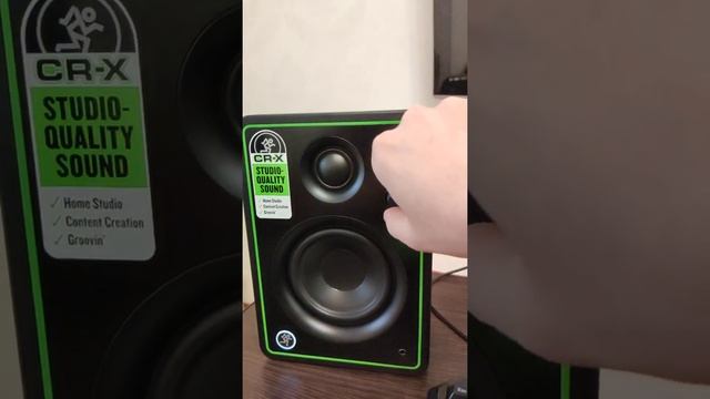 Mackie CR4-X: худшие колонки за $150 смотреть онлайн