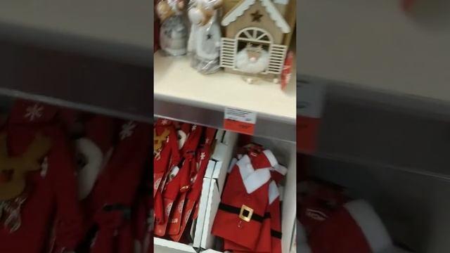 новогодние игрушки на рынке, в ленте смотреть онлайн