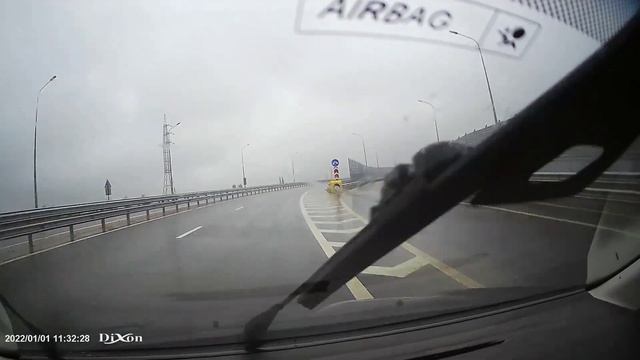 Дураки и дороги. 1 января это особенно актуально. Трасса Таврида. Ехали в аэропорт из Севастополя. смотреть онлайн