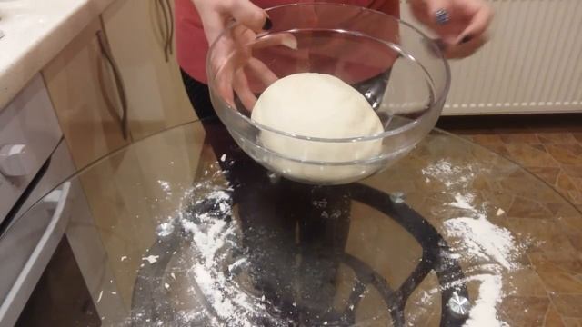 БУЛОЧКИ - ПАМПУШКИ!! Самый вкусный РЕЦЕПТ БУЛОЧЕК с чесноком и зеленью!!! Как приготовить пампушки! смотреть онлайн