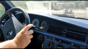Mercedes 190 E   W201 from 1982-1991 Мерседес 190 E обзор Testdrive Review Original.  Good Oldtimer