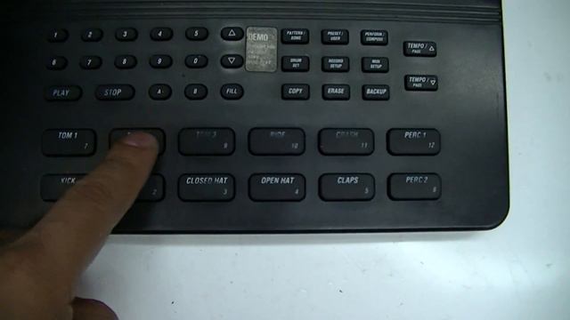 Alesis SR16 смотреть онлайн