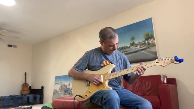 Fender DuoSonic demo смотреть онлайн
