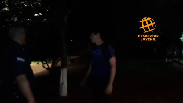 Pelea de manera en Hernandarias. смотреть онлайн