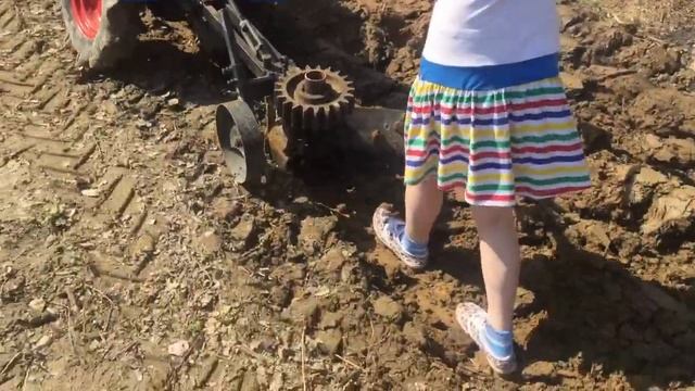 Мотоблок Yanmar YC70 весенняя вспашка смотреть онлайн