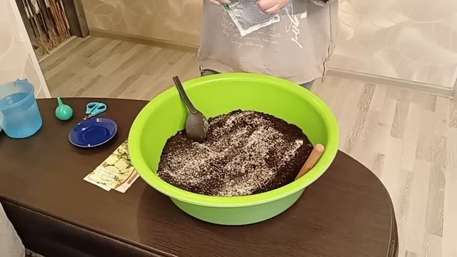 Друзья,с Новым Успешным и Счастливым годом!Приступаю к посеву высокорослого острого перца.02.01.202 смотреть онлайн