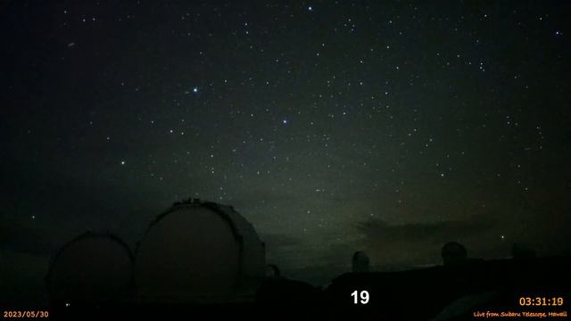 44 shooting stars and meteors, in 2 hours from Subaru Telescope, Hawaii. смотреть онлайн
