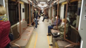 Поезд метро Москва 2020