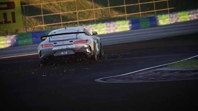 Assetto Corsa Competizione GT4 Pack DLC: Introducing the Mercedes AMG GT4 смотреть онлайн
