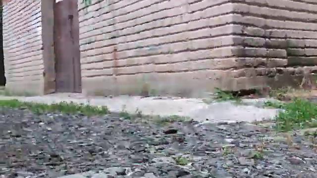 Учусь летать на квадрокоптере в Азове смотреть онлайн