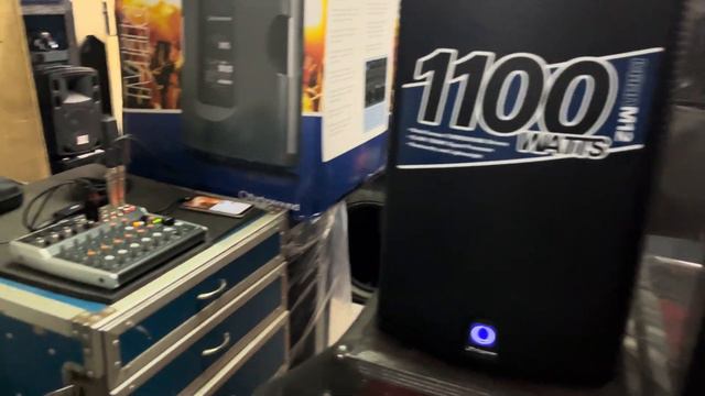 QSC K12.2 And Turbosound Milan M12 Soundcheck | Behringer XENYX 1202SFX Mixing Console. #proaudio