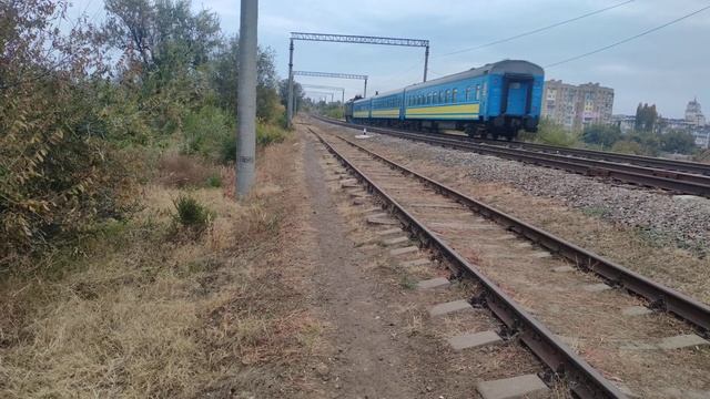 2ТЭ10У-0028(А) с пассажирским поездом Кишинев - Одесса (17,10,2021) смотреть онлайн