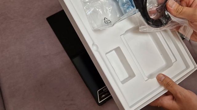Портативный монитор Arzopa 1080p FullHD A1 Gamut Slim распаковка unboxing смотреть онлайн