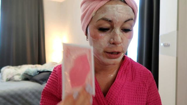 КАНИКУЛЫ, ТУР. БАЗА ХРУСТАЛЬНАЯ