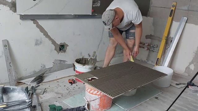 Фартук из плитки на кухне! Крупноформатный керамогранит. Укладка керамогранита. смотреть онлайн