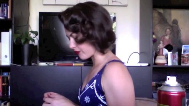 Pinup Up Style Up Do Hair Tutorial⎟VINTAGE TIPS & TRICKS смотреть онлайн