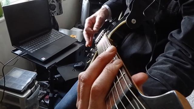 Lights Out (UFO) cover. Boss Katana into zoom Q2N смотреть онлайн