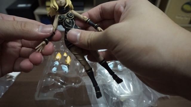 FIGMA Gravity Rush 2: Gravity Kat 2.0 Action Figure - Unboxing смотреть онлайн