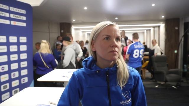 Suomen fanit saapuivat tapaamaan MM-joukkuetta – tässä videotunnelmia смотреть онлайн