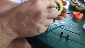 Замена подшипников в роликовых коньках.