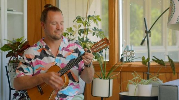 Ukulele Demo | Kala 8 String Baritone