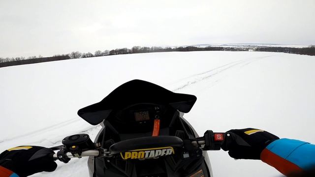 POLARIS RMK 800 пытаюсь встать на пятку смотреть онлайн