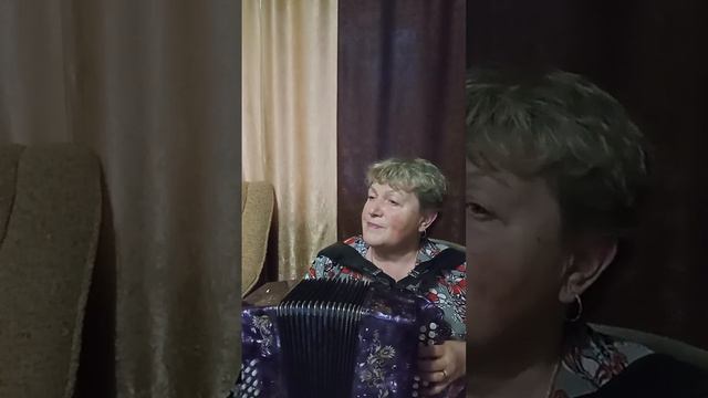 "Сыпал снег буланному под ноги". смотреть онлайн