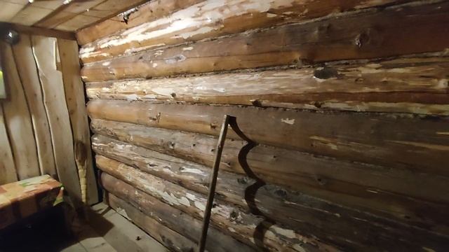 Как я ошкуриваю сруб в бане смотреть онлайн