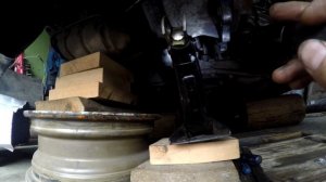 как снять коробку  на тойота витц - ярис