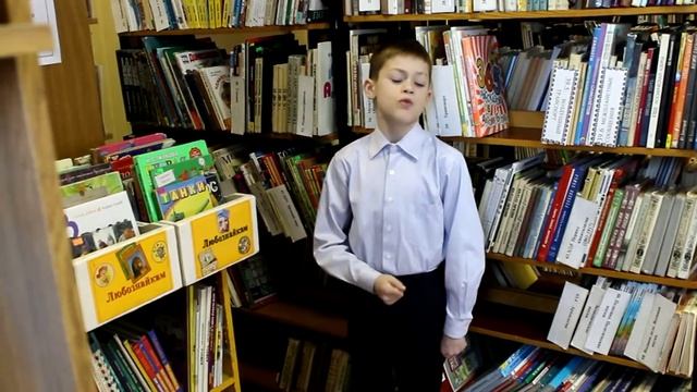 Страна читающая - Дмитрий Кулагин читает басню И.Крылова "Мартышка и очки" смотреть онлайн