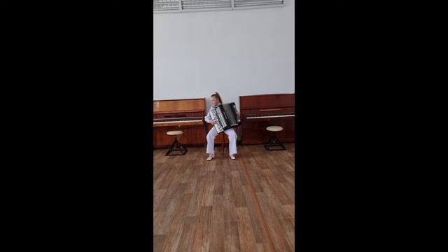 Осаулко Анастасия Р. Бажилин "Навязчивый мотив" Е. Выставкин "Калинка" преп. Кухаренко О. А. смотреть онлайн