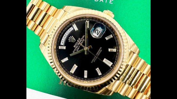 Rolex Day-Date 40 mm 228238